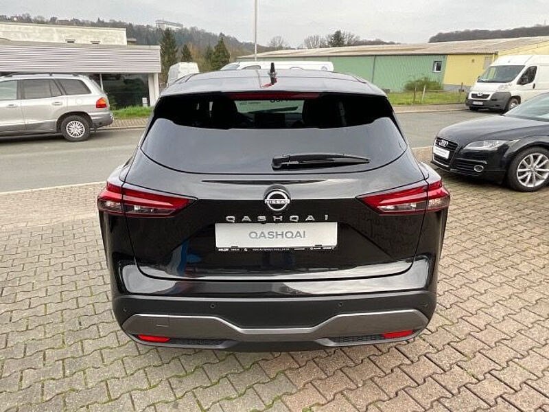 Nissan Qashqai N-Connecta 1.3 MHEV 158PS Xtronic WP BP