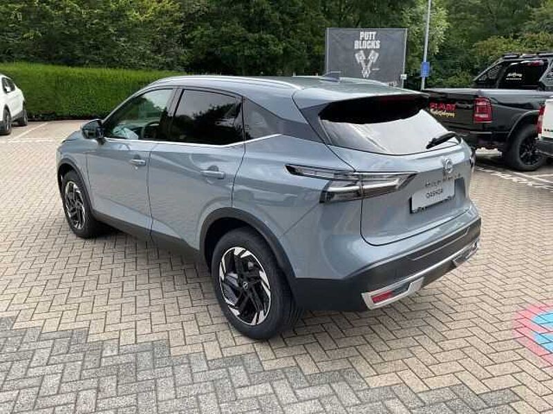 Nissan Qashqai N-Connecta 1.3 MHEV Xtronic Winter Komfort